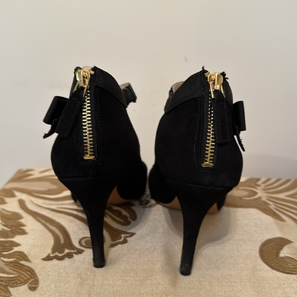 Elegant Nine West heels, size 8 1/2 8.5 - black with bow - Picture 5 of 10